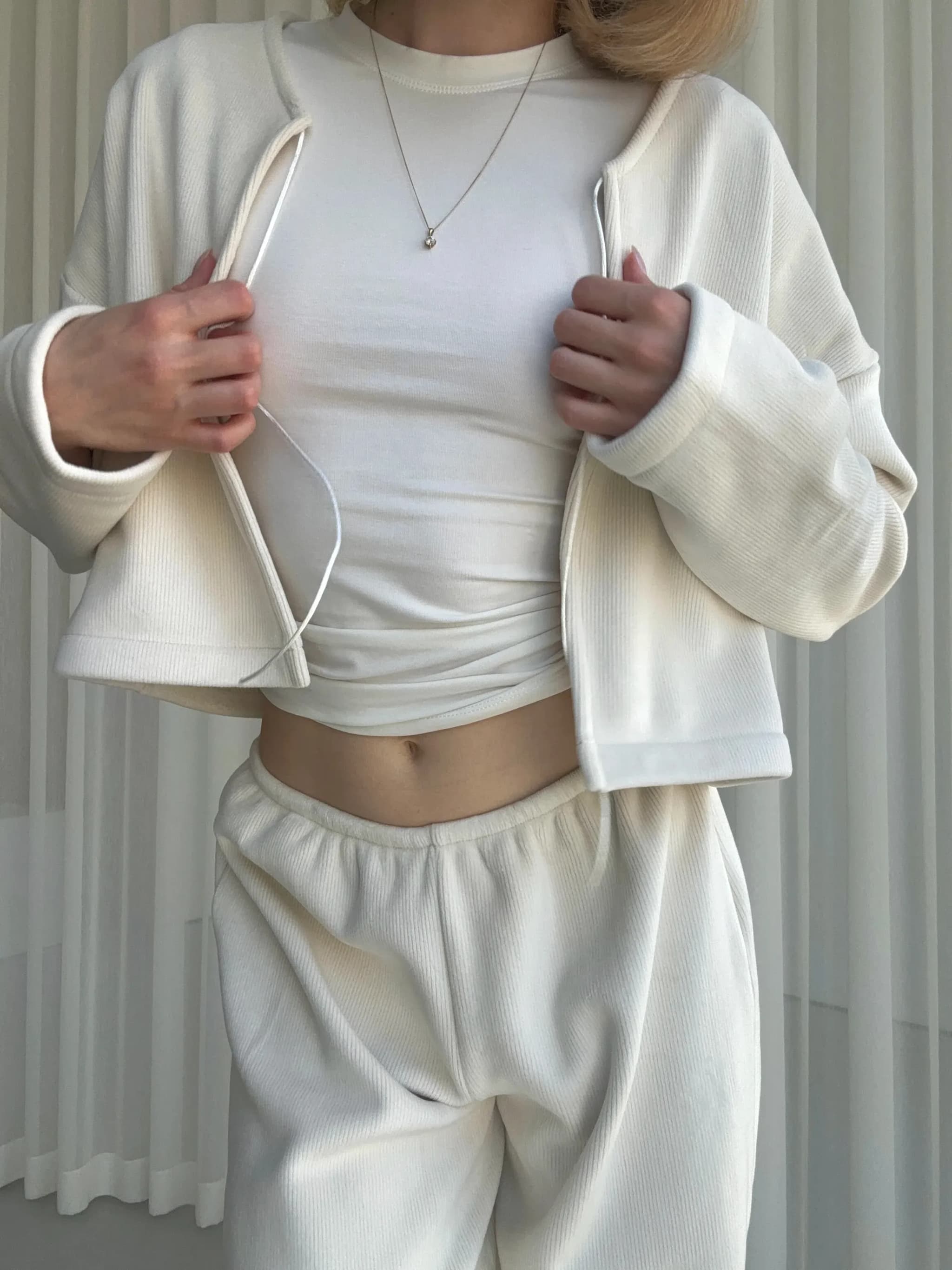 Джемпер велюр Молочний - product image 2