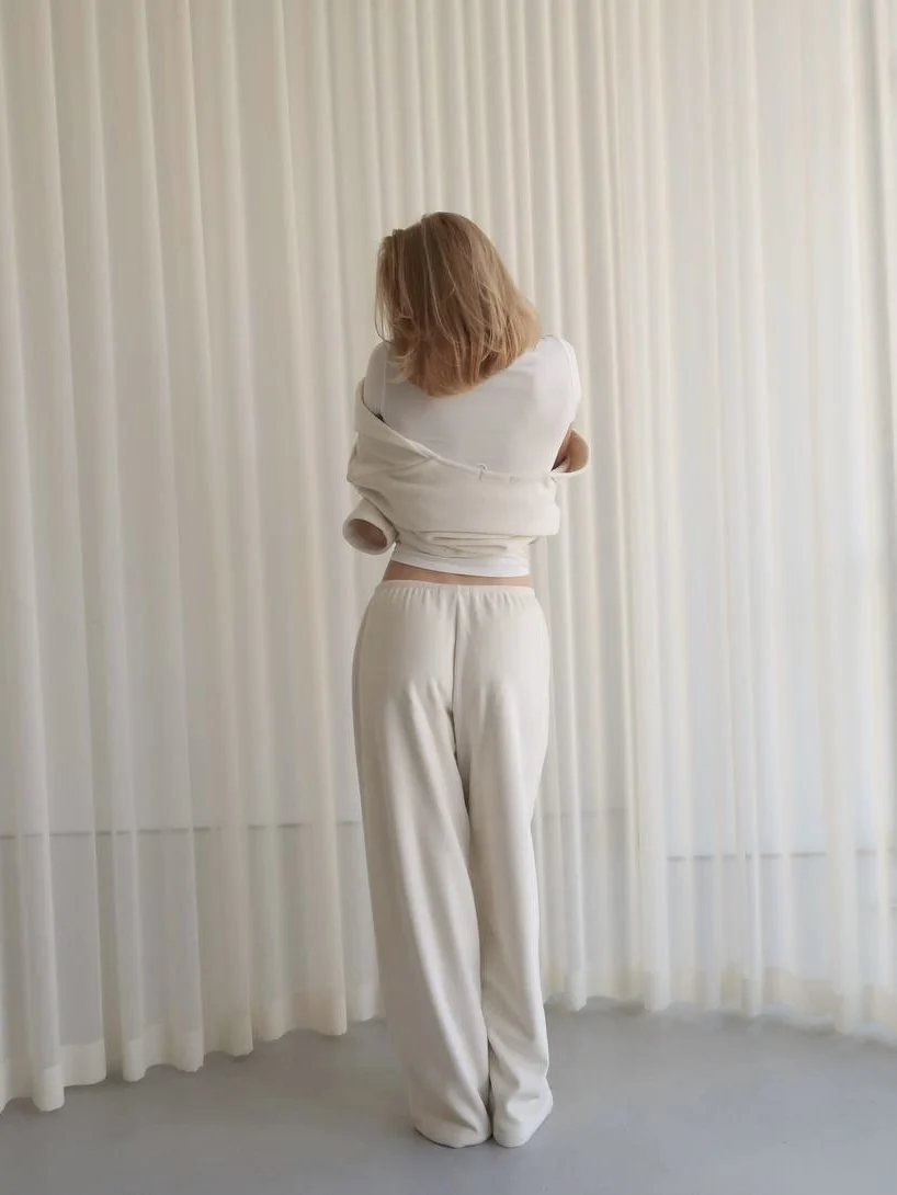 Джемпер велюр Молочний - product image 6