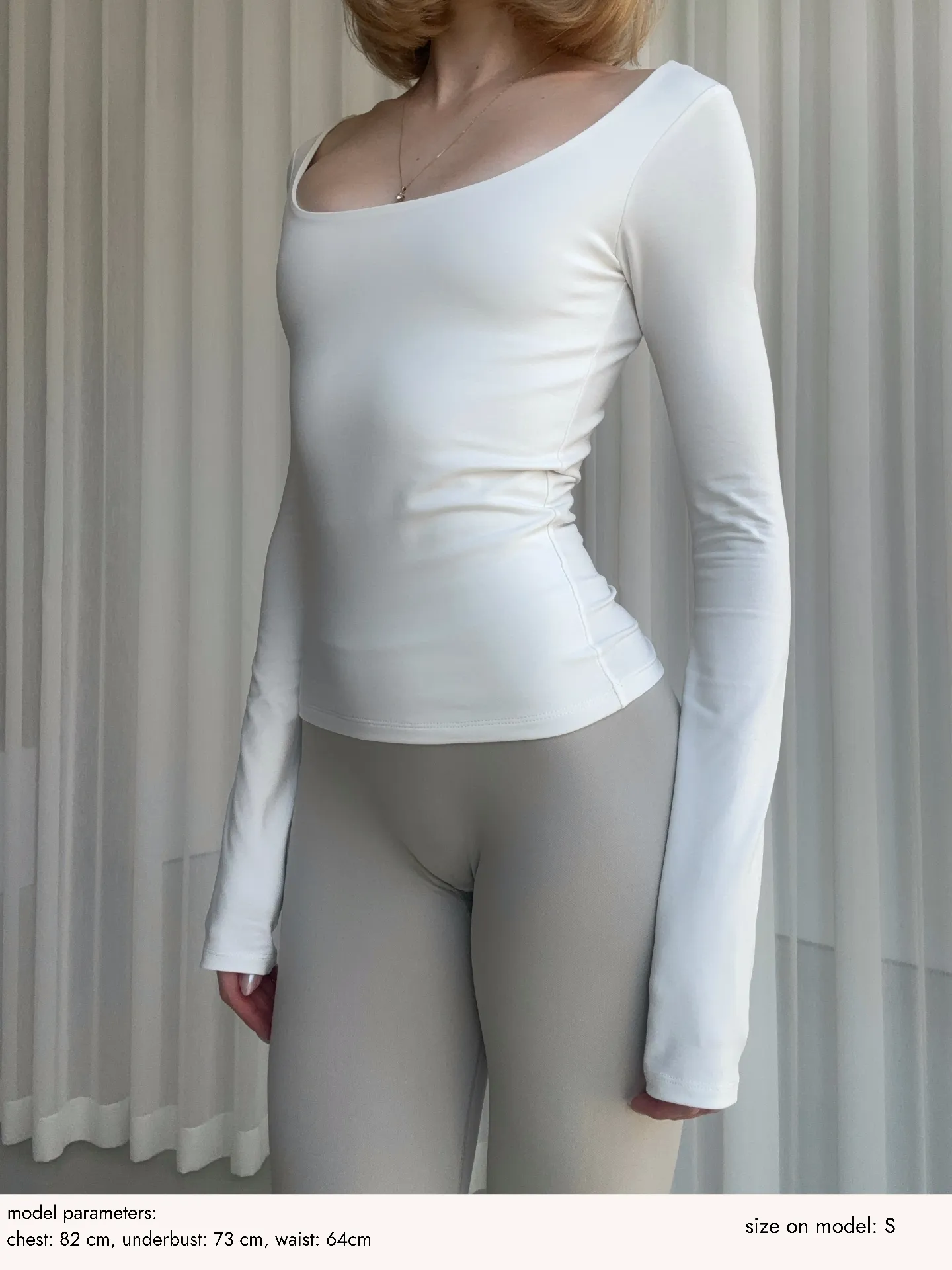 Лонгслів з вирізом Молочний - product image 2